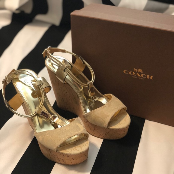 Coach Linden Metallic/Ivory wedge - Picture 4 of 4